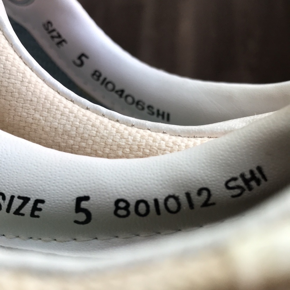 Nike - Picture 9 of 17